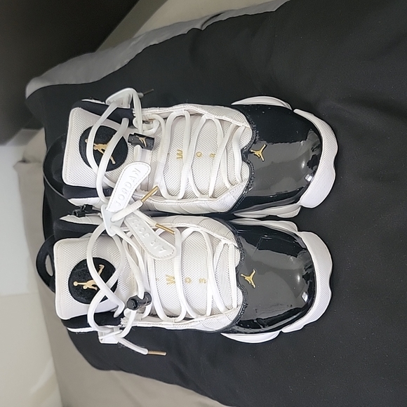 Jordans - Picture 2 of 4